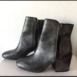 Kenneth Cole Women Rima Bootie Double Zip Leather Black Silver Chunky Heels 7.5M